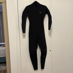 Billabong wetsuit